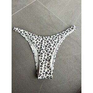 ABERCROMBIE & FITCH SWIM CHEEKY TANGA SWIM BOTTOM Leopard PRINT LARGE L